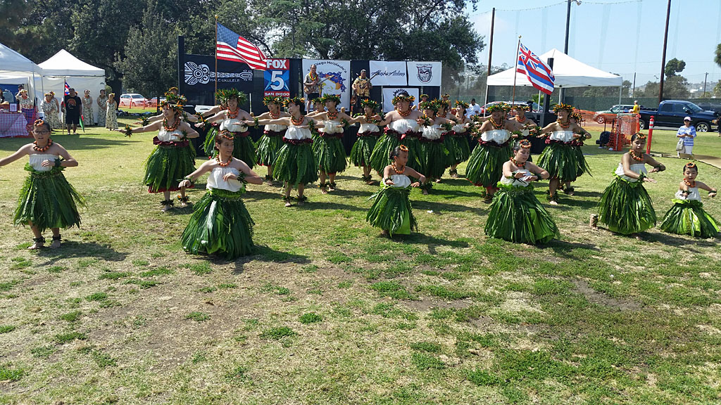 Hawaiian Festival Flying The Koop